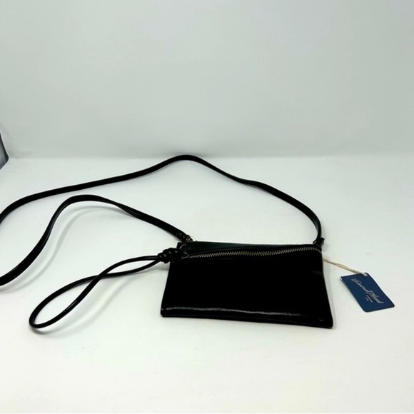 Universal Thread Small Convertible Black Faux Leather Wristlet Shoulder Bag - Picture 1 of 13